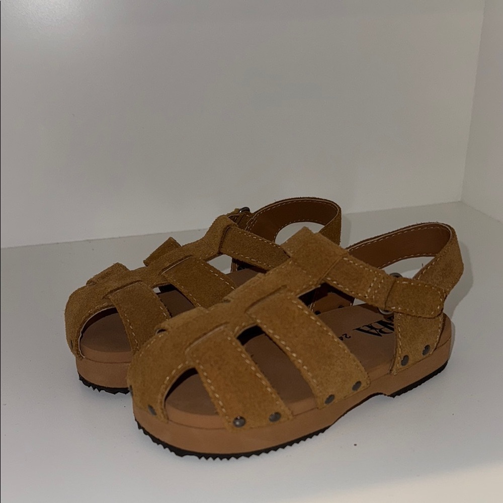 Zara Brown Fisherman Sandals for Casual Summer Wear